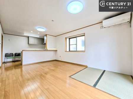 rO LX_CjOXy[XI肨HB΂yԂ߂܂BX̔܂I