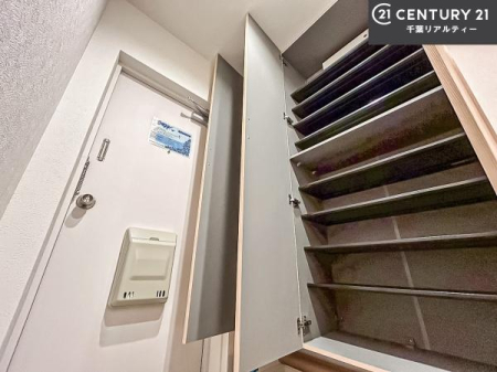  V[Y{bNXtȂ̂ŁAւЕt|₷łI
XbLւŌ˂JuԁÂSnԂo}Ă܂B