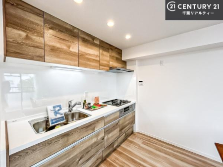 Lb` ChȃVNłˁI˂ɂ₷ƎyXdl̃VXeLb`łI
fUCƋ@\˂Lb`Ő܂ˁI