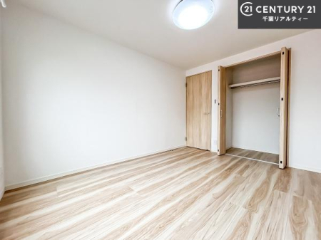 rOȊŐ m͎qQAFXƗprʂɗpł܂ˁB
[͂ՂȂ̂ŁALXC悭߂Ƃł܂B