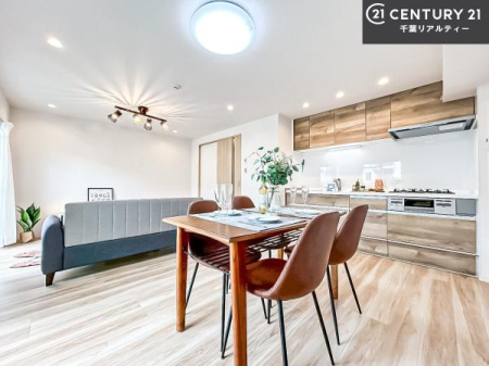 rO LX_CjOXy[XI肨HB΂yԂ߂܂BX̔܂I
zVЕt֗łI