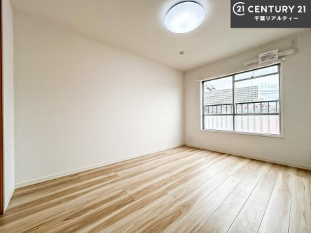 m VvɃfUCĂ邽߁AƋIт܂I
Cɓ̉ƋuĂ낰Ԃ邱Ƃł܂B