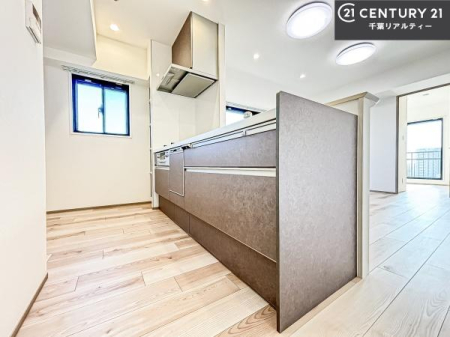 Lb` Ƃ肠钲Xy[XōƂ₷KȃLb`łI
qlƈꏏɂَqy߂LXXy[XłByԂɂȂ肻łˁI