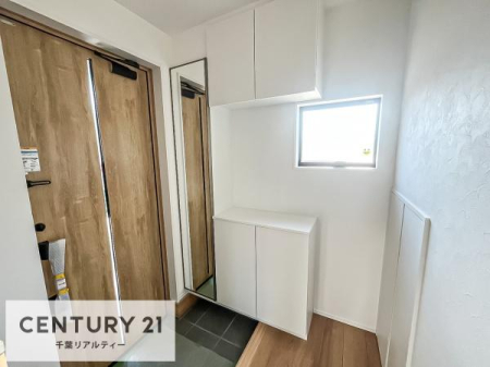  DF̌ւŁAƂɓuԂ狏Sn悭ۂfGȋԂłI
V[Y{bNXtĂ̂Ō֎肪XbL܂I