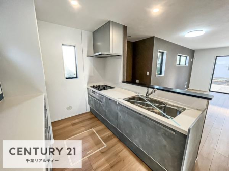 Lb` lC̑ΖʎVXeLb`̗pĂ܂IƑ̃R~jP[VRƑ݌vłB
qlɂڂ͂̂ŊłˁB[͂܂I