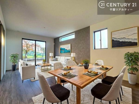 rO ƋCGp[XłBSnǂrO͉ƑRƏW܂܂BƑcR̎ԂłBƑƁAw[Ԃ߂łˁB邭JIȋԂłB