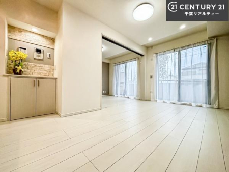 rO 傫ȑ炽Ղ̗z閾邢rOBĴ郊rOœX̔܂B