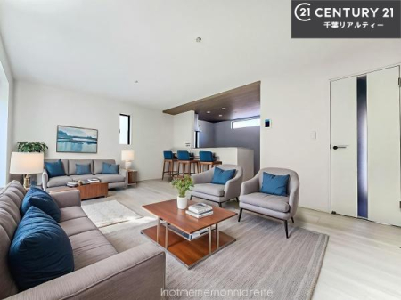 rO ƋCGp[XłBĴLXLDKI\t@[_CjOe[uuĂɂȂȂ̂ŉKɉ߂܂I
R~jP[V₷rOłI