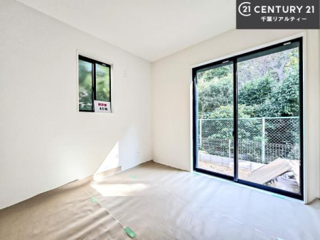 a ^^~̍肪炬^AbNXԁBĴaƂȂĂ܂B{l̐Suav̋ԁB䑐̍YԂ͖̂ЂƎoĂ܂I