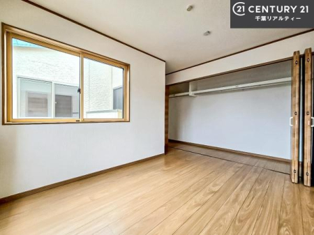 Q VvɃfUCĂ邽߁AƋIт܂I
Cɓ̉ƋuĂ낰Ԃ邱Ƃł܂B
ǂL̂ŃCAEgR݁I