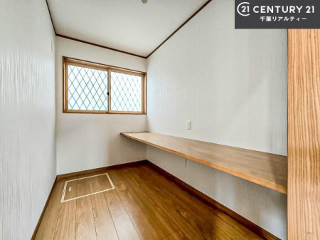 ̑ [g[NXy[X₨ql̏hXy[XȂǂɎg܂ˁB
prʂȃXy[XłB