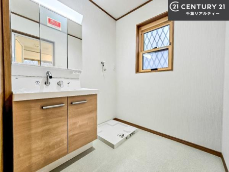 ʑEʏ t̖邢ʎłICɓւłĐɕۂƂł܂IRނ̂łς̎dオǂȂ܂ˁI