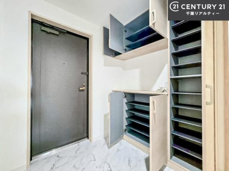  V[Y{bNXtȂ̂ŁAւЕt|₷łI
XbLւŌ˂JuԁÂSnԂo}Ă܂B
