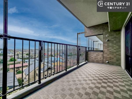 oRj[ zǍDȃoRj[łIꂽɂ͐nJIȎԂy߂܂B
