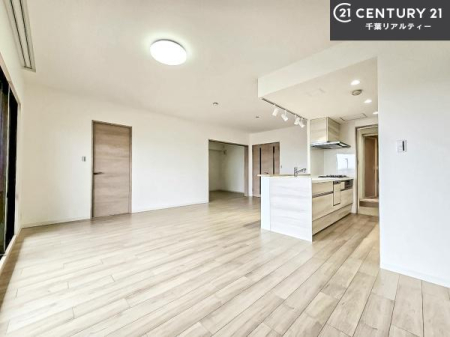 rO rOŜnΖʃLb`Ȃ̂ŁAql̗lqȂƂłqĂ₷SȊԎłI