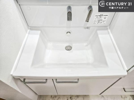 ʑEʏ [ʑ{ÉA˂ɂ̂łꂪyXIۂĂ܂I
LCȐʏŎ̃`x[Vオ܂ˁI