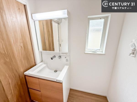 ʑEʏ Oʋdl̐ʏ́AgȂ݂₷I͎[ɂȂĂ܂BhC[₨ϓЕt̂ŐʑXbLƌ邱Ƃo܂I