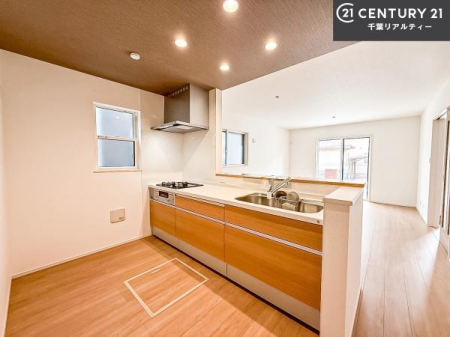 Lb` lC̑ΖʎVXeLb`̗pĂ܂IƑ̃R~jP[VRƑ݌vłB
qlɂڂ͂̂ŊłˁB[͂܂I