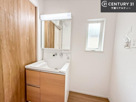 ʑEʏ t̖邢ʎłICɓւłĐɕۂƂł܂IRނ̂łς̎dオǂȂ܂ˁI