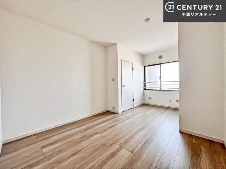 q |oȂ́Aql̂ƂĂSłI
[Xy[X[Ă̂ŎU炩TbƕЕt܂I