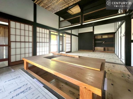 rO ĴLXLDKI\t@[_CjOe[uuĂɂȂȂ̂ŉKɉ߂܂I
R~jP[V₷rOłI