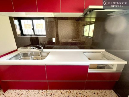 Lb` Ƃ₷VXeLb`łI[tĂ̂ŁAXy[XɕuȂčςނ̂ŁALXgāAKɍƂł܂I