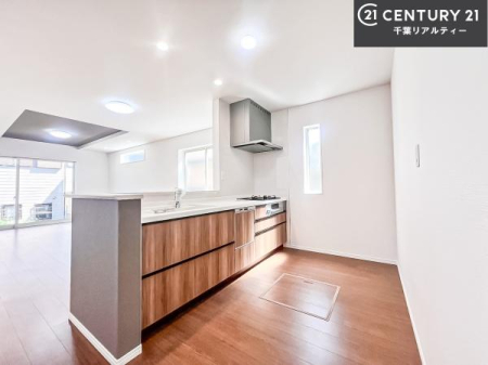 Lb` lC̑ΖʎVXeLb`̗pĂ܂IƑ̃R~jP[VRƑ݌vłB
qlɂڂ͂̂ŊłˁB[͂܂I