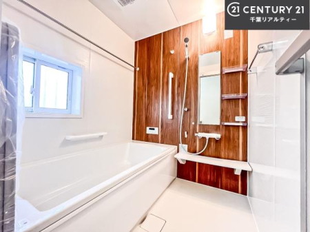  LXoXň̔tbVBL΂̂ŁAɂƐZ܂ˁI炩ȐŐ݌vĂ났̂ЂƎLӋ`ɖ킦oX[łB