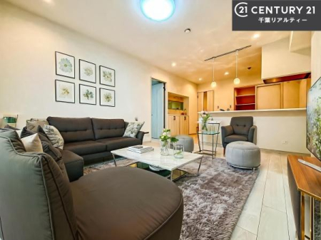 rO ƋCGp[XłBSnǂrO͉ƑRƏW܂܂BƑcR̎ԂłBƑƁAw[Ԃ߂łˁB邭JIȋԂłB