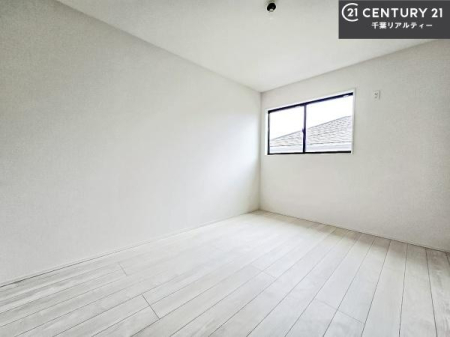 q |oȂ́Aql̂ƂĂSłI
[Xy[X[Ă̂ŎU炩TbƕЕt܂I