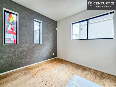 a ^^~̍肪炬^AbNXԁBĴaƂȂĂ܂B{l̐Suav̋ԁB䑐̍YԂ͖̂ЂƎoĂ܂I