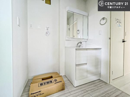 ʑEʏ Oʋdl̐ʏ́AgȂ݂₷I͎[ɂȂĂ܂BhC[₨ϓЕt̂ŐʑXbLƌ邱Ƃo܂I