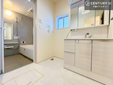 ʑEʏ Oʋdl̐ʏ́AgȂ݂₷I͎[ɂȂĂ܂BhC[₨ϓЕt̂ŐʑXbLƌ邱Ƃo܂I