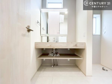 ʑEʏ Oʋdl̐ʏ́AgȂ݂₷I͎[ɂȂĂ܂BhC[₨ϓЕt̂ŐʑXbLƌ邱Ƃo܂I