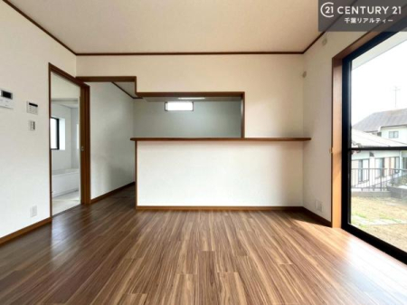 rO LX_CjOXy[XI肨HB΂yԂ߂܂BX̔܂I
zVЕt֗łI