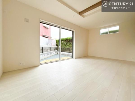 rO 傫ȑ炽Ղ̗z閾邢rOBĴ郊rOŉƑĉ났̎Ԃ߂܂B