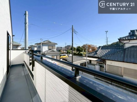 Z˂̒]ʐ^ zǍDȃoRj[łIꂽɂ͐nJIȎԂy߂܂B