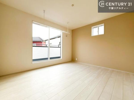 Q oRj[ɖʂĂmłB邭肪ACł܂INāAOɏoĔwLт[ċzǂ}邱ƂołˁI