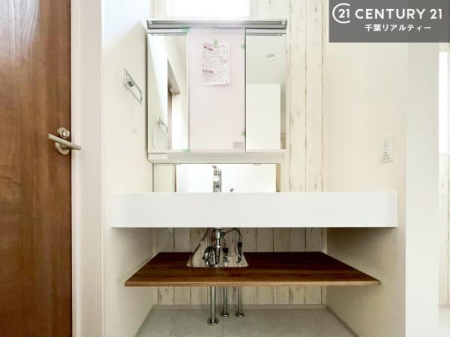 ʑEʏ Oʋdl̐ʏ́AgȂ݂₷I͎[ɂȂĂ܂BhC[₨ϓЕt̂ŐʑXbLƌ邱Ƃo܂I