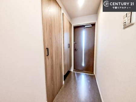  V[Y{bNXtȂ̂ŁAւЕt|₷łI
XbLւŌ˂JuԁÂSnԂo}Ă܂B