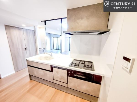 Lb` Ƃ₷VXeLb`łI[tĂ̂ŁAXy[XɕuȂčςނ̂ŁALXgāAKɍƂł܂I