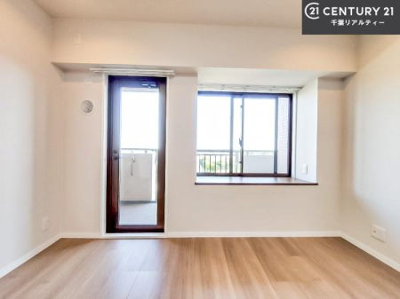 m oRj[ɖʂĂmłB邭肪ACł܂INāAOɏoĔwLт[ċzǂ}邱ƂołˁI