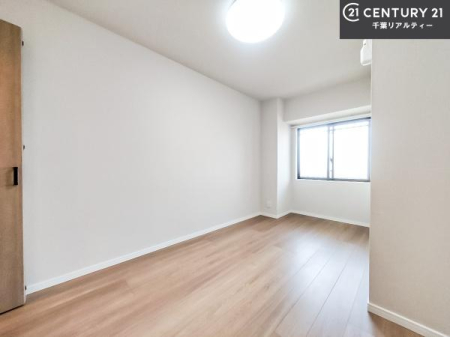 q |oȂ́Aql̂ƂĂSłI
[Xy[X[Ă̂ŎU炩TbƕЕt܂I