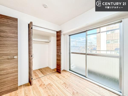 rOȊŐ VvɃfUCĂ邽߁AƋIт܂I
Cɓ̉ƋuĂ낰Ԃ邱Ƃł܂B