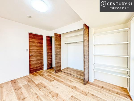 q [Xy[XtĂ̂ŁA}ȗqłU炩TbƕЂÂđϕ֗łIǖʂLXĂ̂ŁA׋xbh̒uɍ܂I