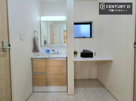 ʑEʏ Oʋdl̐ʏ́AgȂ݂₷I͎[ɂȂĂ܂BhC[₨ϓЕt̂ŐʑXbLƌ邱Ƃo܂I