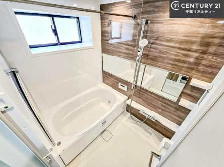  l͋̕C̃oX[́AoĂăoX^C[I
d撣Ă邲JɂD݂̓̓܂āAył݂Ă͂ł傤H