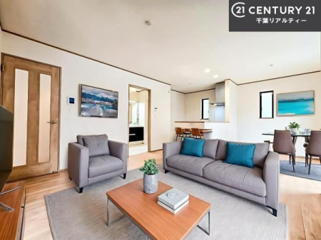 rO ƋCGp[XłBSnǂrO͉ƑRƏW܂܂BƑcR̎ԂłBƑƁAw[Ԃ߂łˁB邭JIȋԂłB