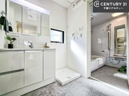 ʑEʏ Oʋdl̐ʏ́AgȂ݂₷I͎[ɂȂĂ܂BhC[₨ϓЕt̂ŐʑXbLƌ邱Ƃo܂I