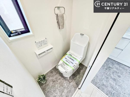 gC 1E2KɃgC܂I̖Zԑт҂ɂ݂łˁBƂ̂gCłꂪ₷łI